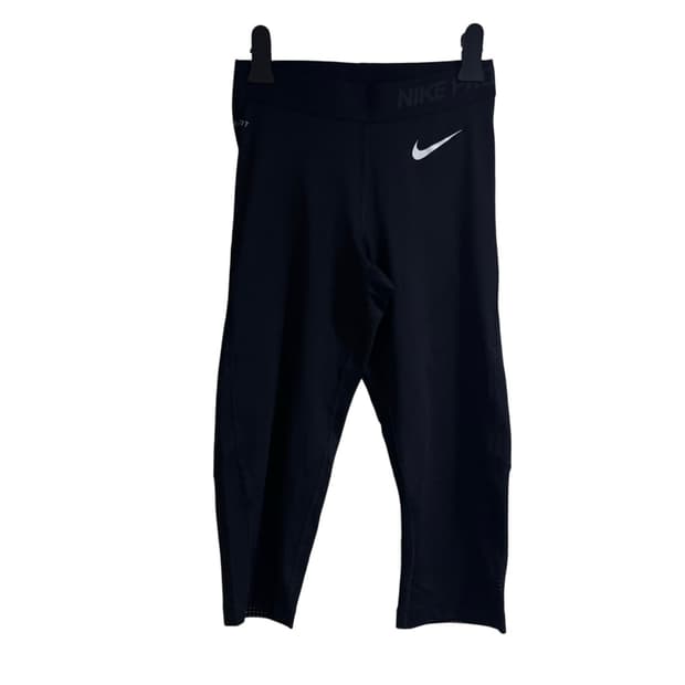 Nike Capri Black Leggings