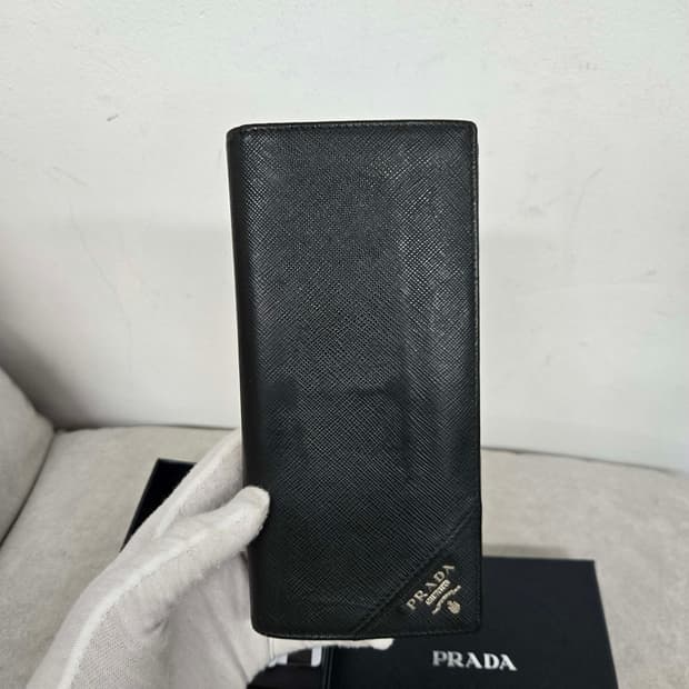 [보증서 정품] 프라다 사피아노 장지갑