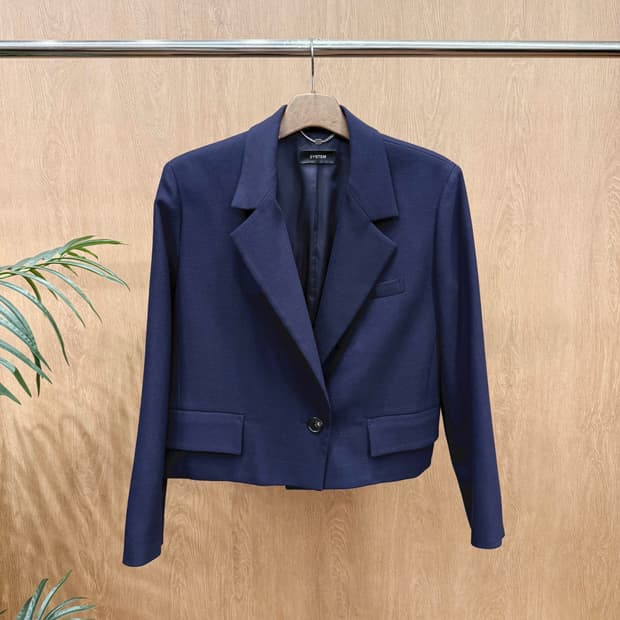시스템 테일러드 원버튼 크롭 블레이저 슬림핏 자켓 네이비