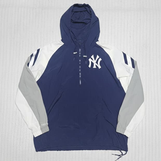 ​[희귀매물] 미첼앤네스 뉴욕양키스 쿠퍼스타운 아노락(실착 2회/풀자수)