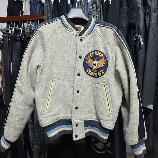 슈가케인 스타일 아이즈 바시티 자켓 40사이즈