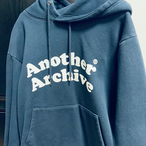 어나더아카이브 네이비 후드