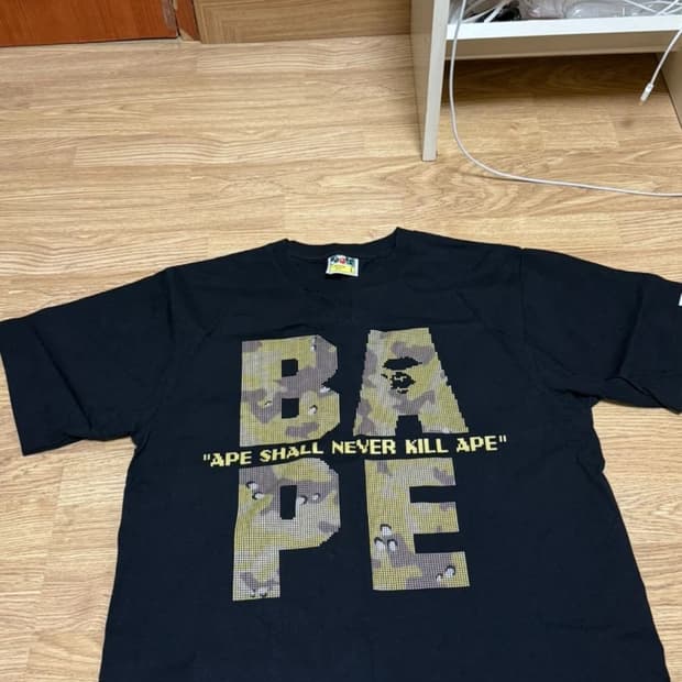 베이프(BAPE) 로고 반팔 L