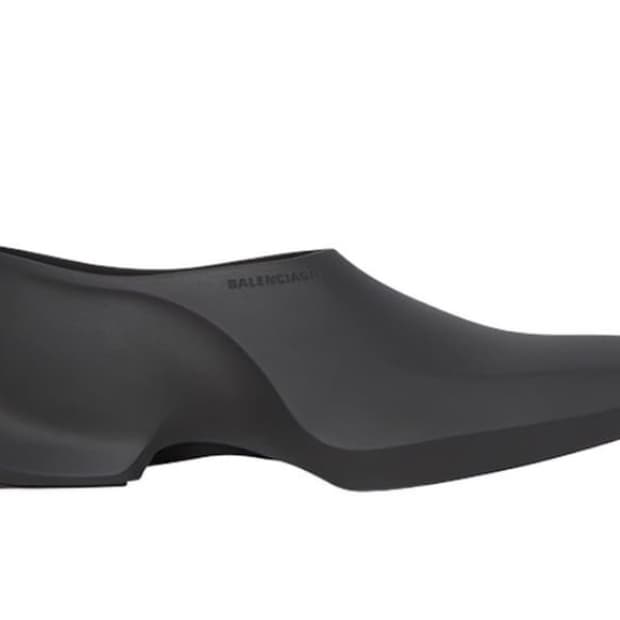 발렌시아가 스페이스슈 무광 42