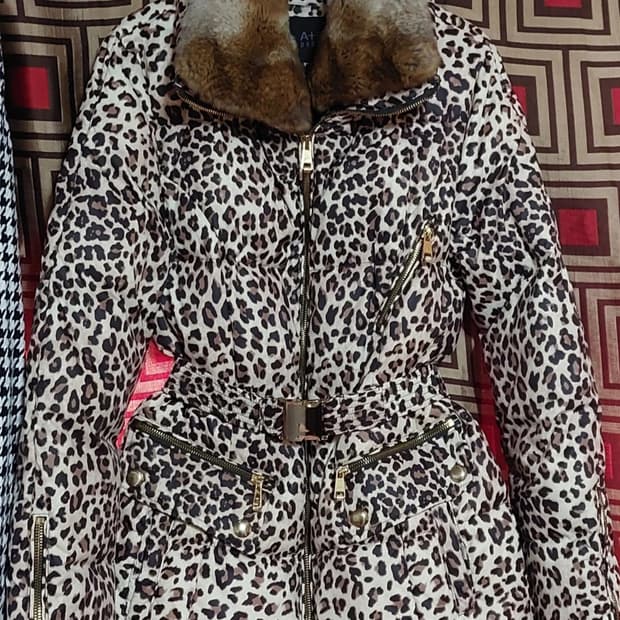 갸루 브라운 호피 벨트 패딩