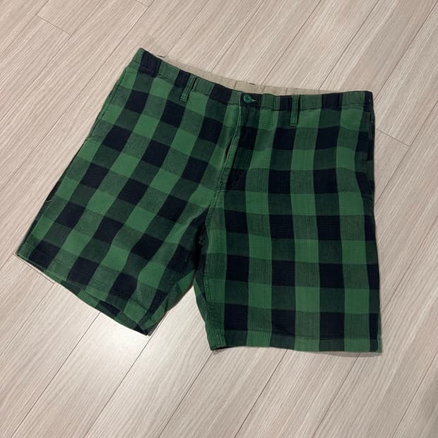 Vtg check shorts 34