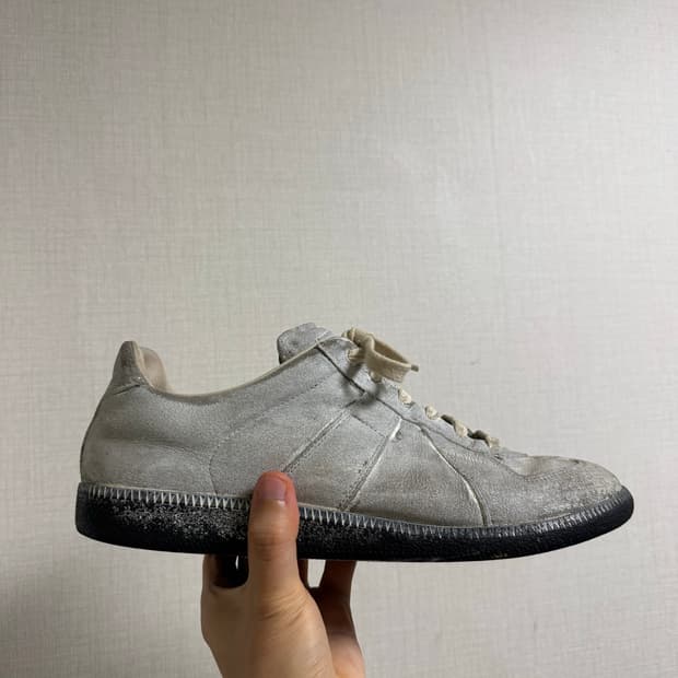 마르지엘라 크랙 페인티드 독일군