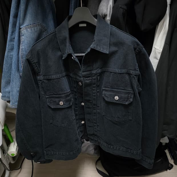 아프레쎄 데님 자켓 판매합니다