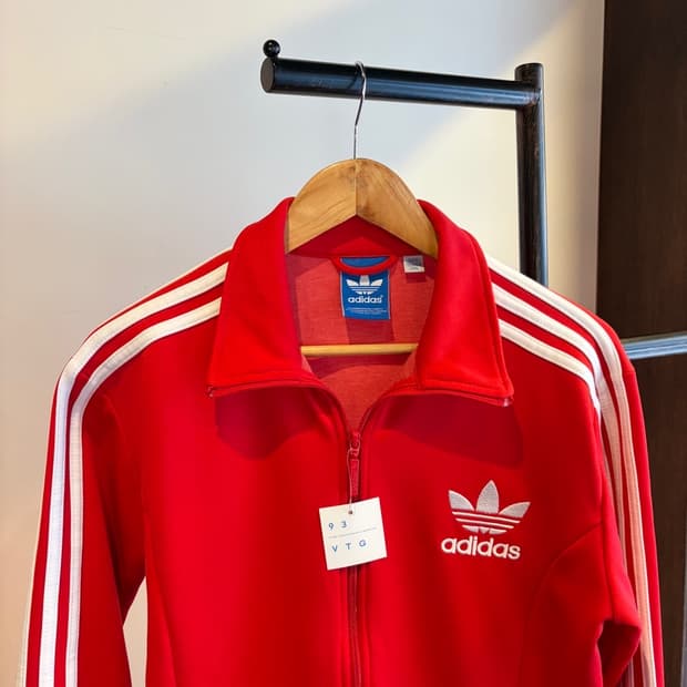 16111 - 아디다스 레드 유로파 트랙탑 져지