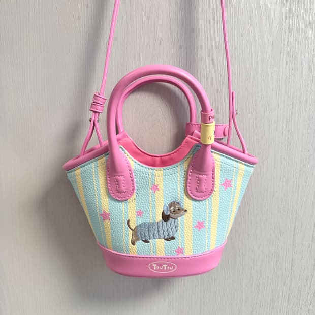 toutou 닥스훈트 자수 미니백