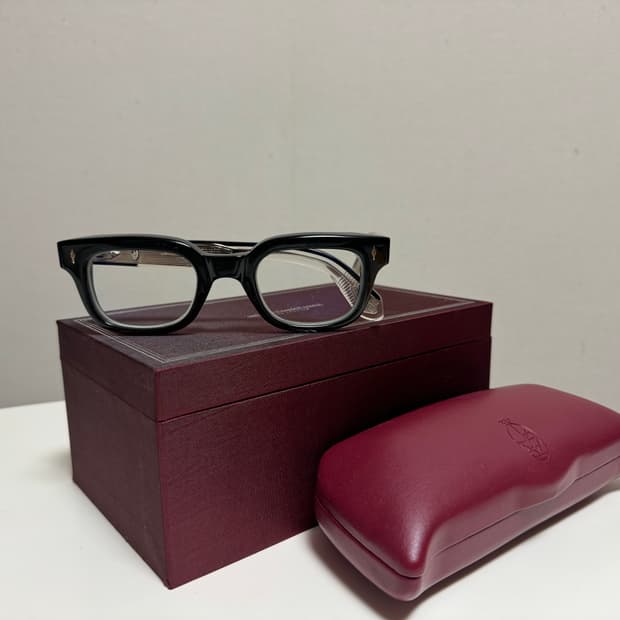 자크마리마지 스튜어트 모델