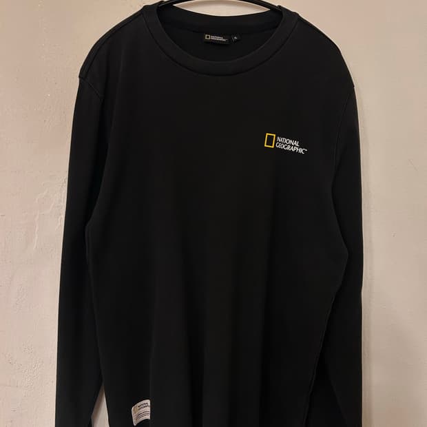 내셔널지오그래픽 블랙 맨투맨 XL