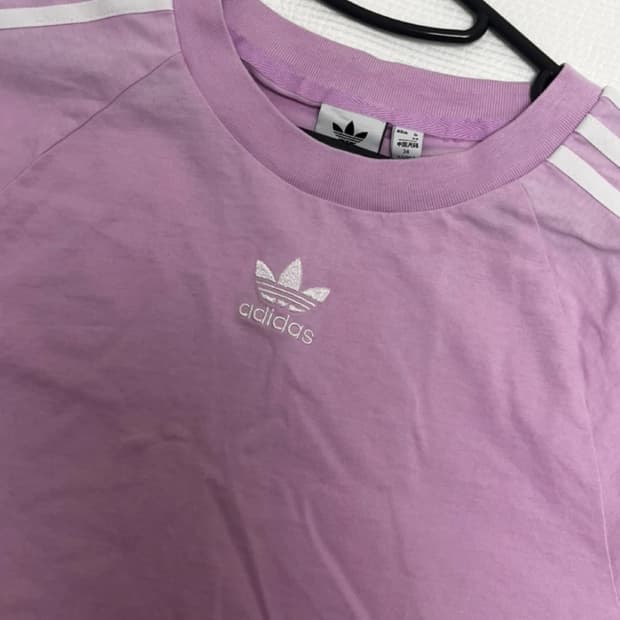 아디다스 연보라 크롭티