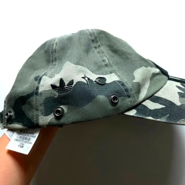 떠그클럽 x 아디다스 카모 모자팝니다