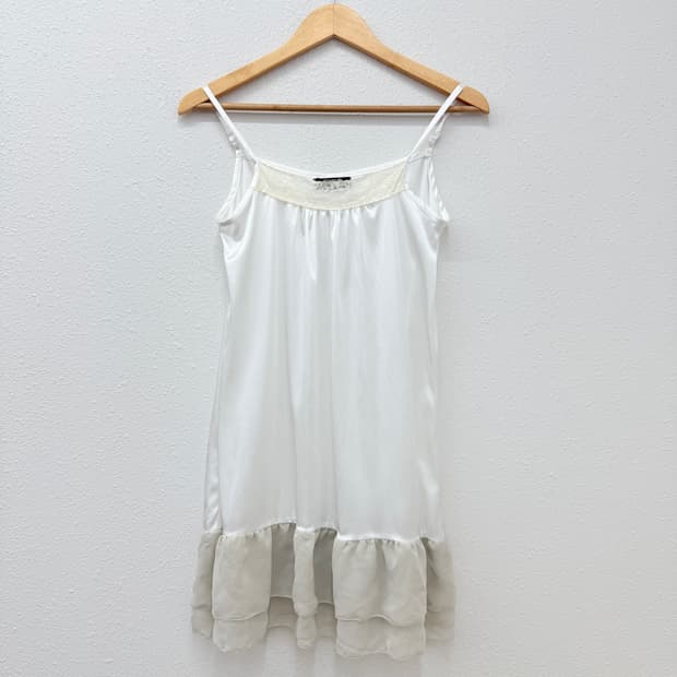 빈티지 화이트 레이스 프릴 레이어드 원피스