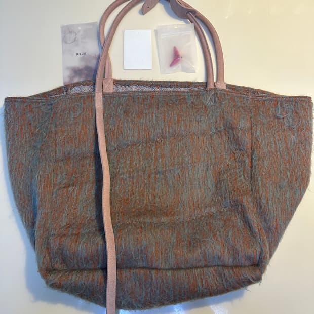 Xlim ep.8 synopsis fur bag