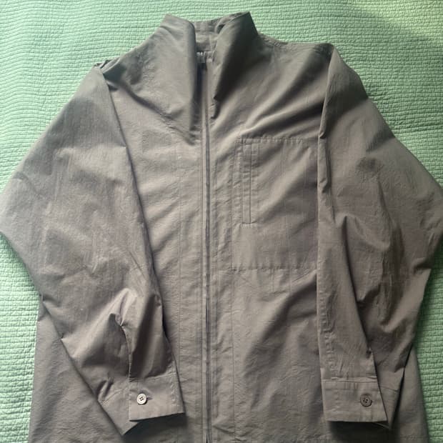 옴므플리세 24년 7월 먼슬리 집업셔츠