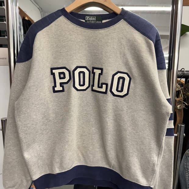 폴로랄프로렌 빈티지 스펠아웃 로고 스웻셔츠