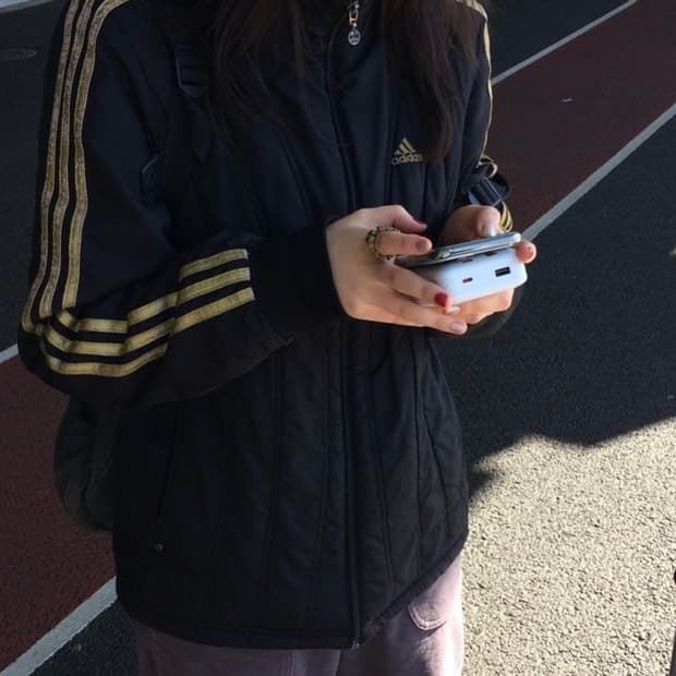 아디다스 누빔 패딩