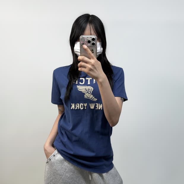 아베크롬비 스펠 로고 반팔티 딥블루