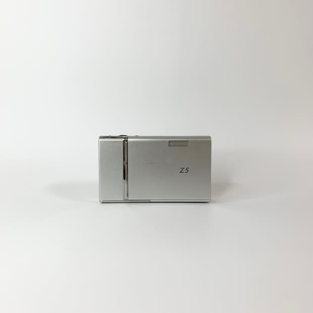 뉴진스 민지 디카) FujiFilm Finepix Z5fd