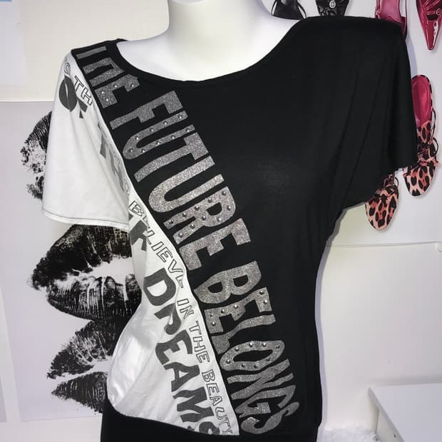 black&white printing t-shirt