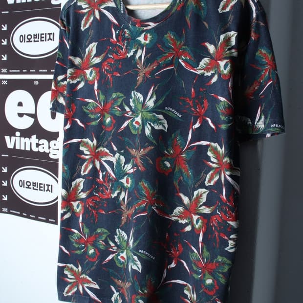 (XL-2XL) 버커루 반팔 티셔츠 하와이안 네이비 에이징-H35224