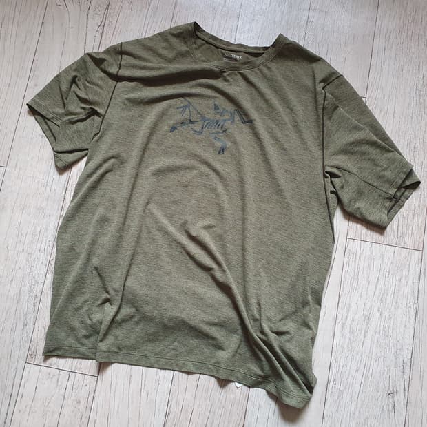 (S컨디션)아크테릭스 코막 로고 반팔 티셔츠 L(105)