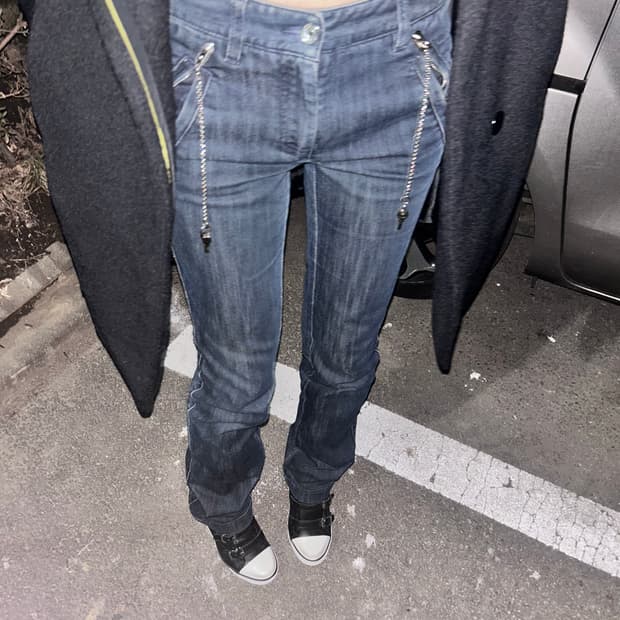 돌체앤가바나 포켓사이드 체인 디테일흑청