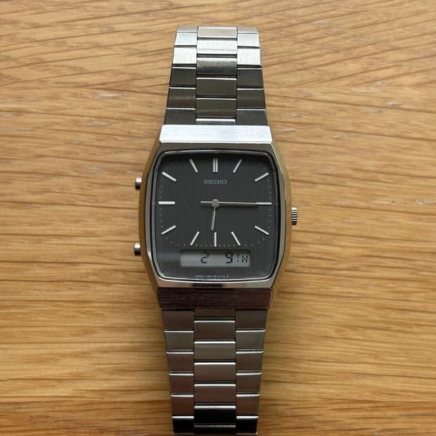 1980s Black Stripe Dial Ana Digi Quartz