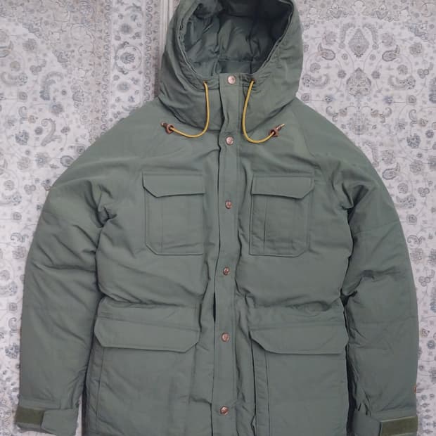 리바이스 카키 후드 패딩 90 (66반까지) (공용가능)