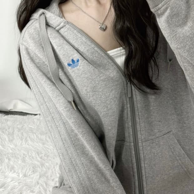 🐰아디다스 그레이 파이어버드 블루 후드집업🩵