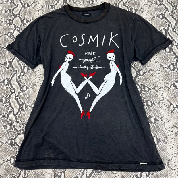 “Diesel” Cosmik Print Tee 인스타릴스참고