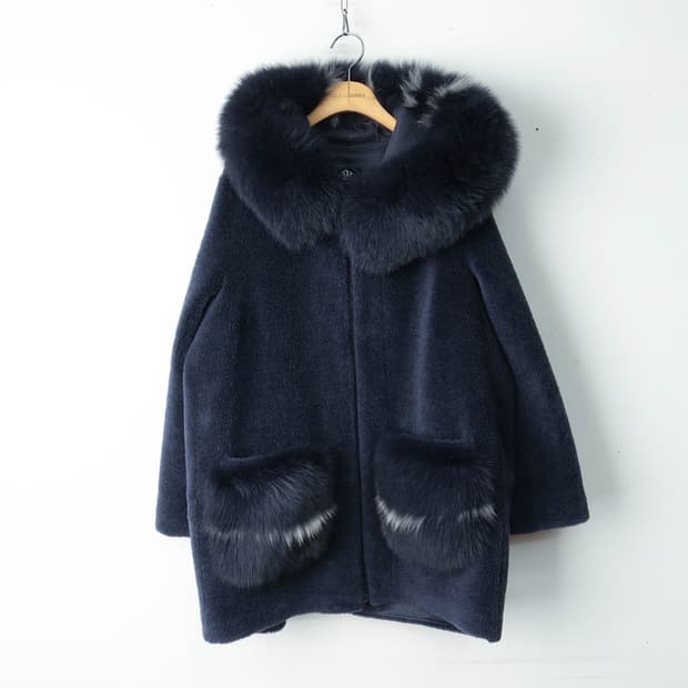 66/에이앤디 아뜰리에 사가폭스 양모100 후드코트