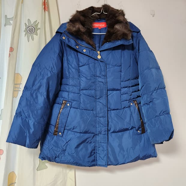 크로커다일 퍼 카라 블루 패딩 95