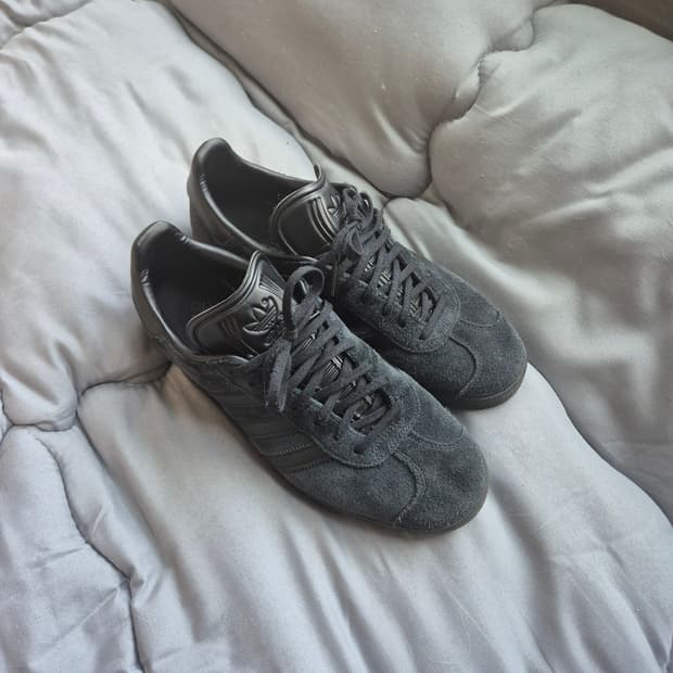 아디다스 가젤 트리플 블랙 275