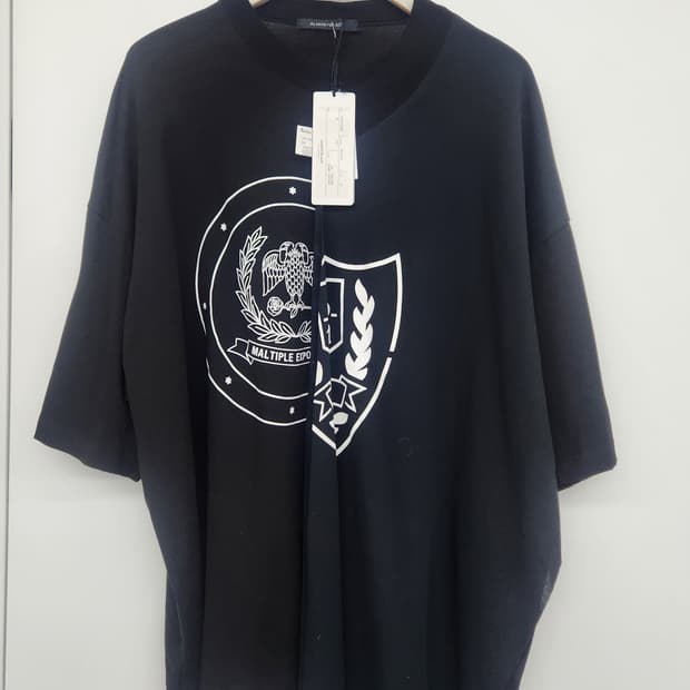 올모스트블랙 티셔츠(오버핏)