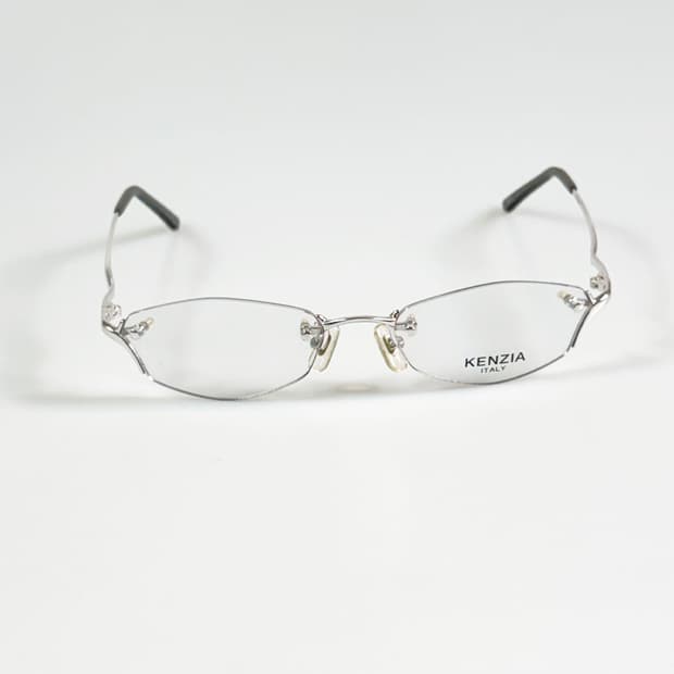 KENZIA 실버 메탈 무테 스퀘어 프레임 빈티지 안경