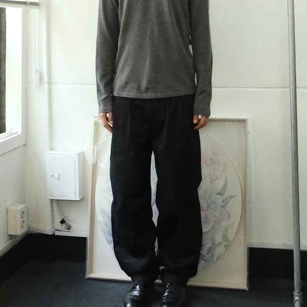  MHL 블랙 트라우저 