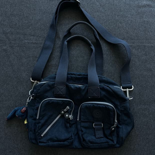 키플링 숄더 크로스백 네이비