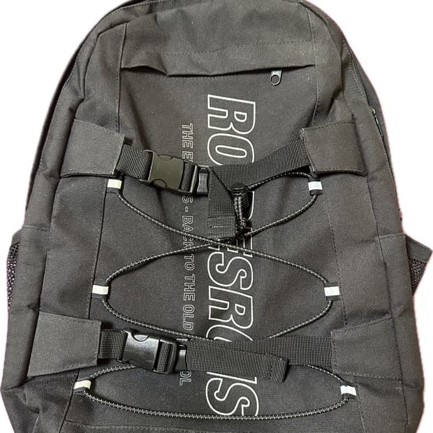 로아드로아 백팩