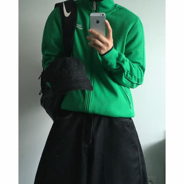 Nike 나이키 에메랄드 그린 올드스쿨 져지