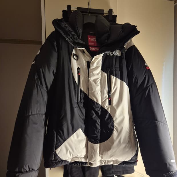 슈프림히말라야