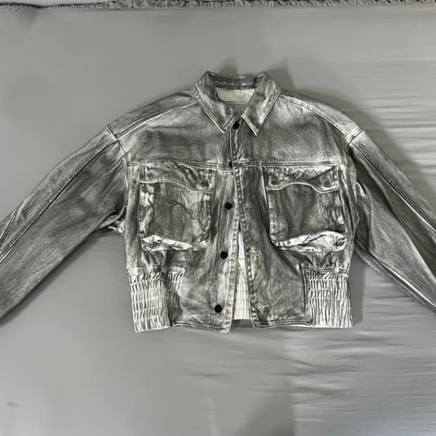 메종미네드 / 화이트 워싱 크롭 더티 데님 자켓 / L 105  xl