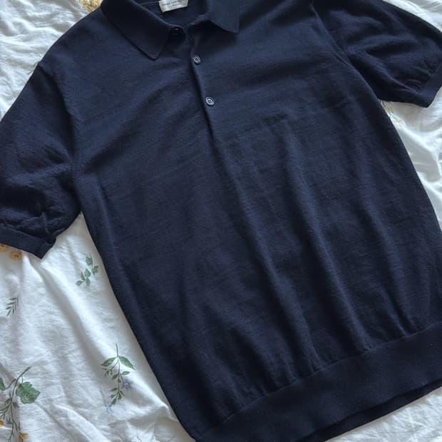 드리스반노튼 니트 반팔