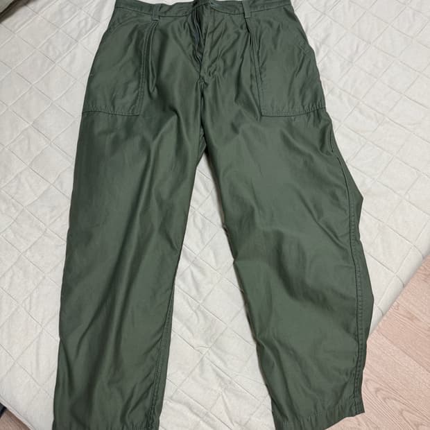 빔즈플러스 백사틴 베이커팬츠 L