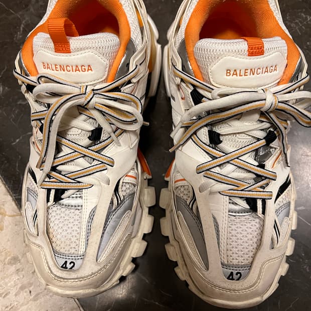 발렌시아가 트랙슈즈 흰주 화이트오렌지 42사이즈