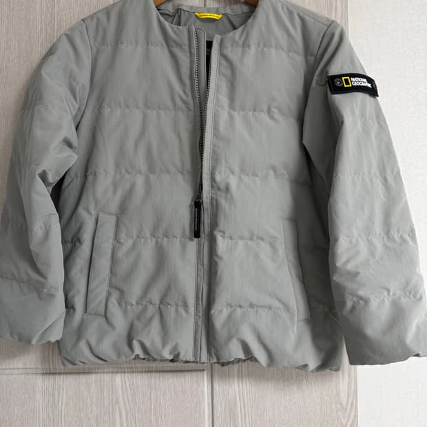 내셔널지오그래픽 키즈 경량패딩 130 라이트 베이지