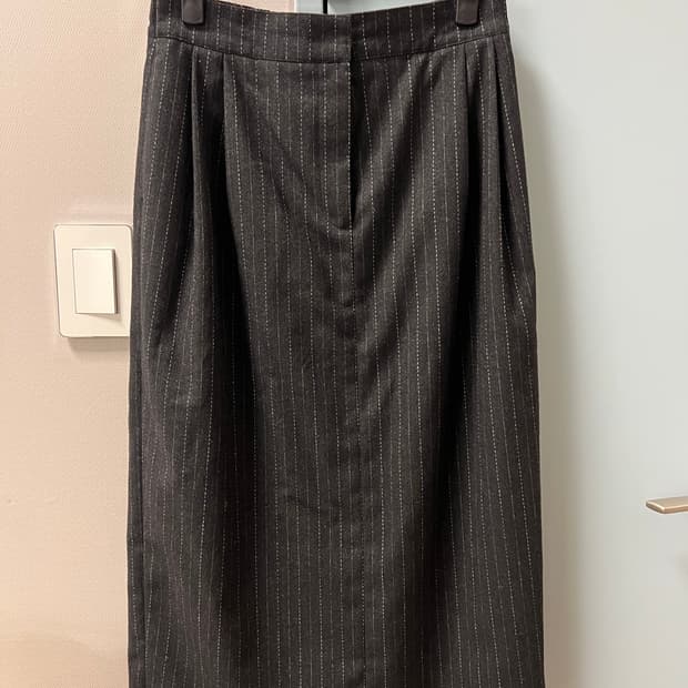 아모멘토 스트라이프 스커트 1사이즈