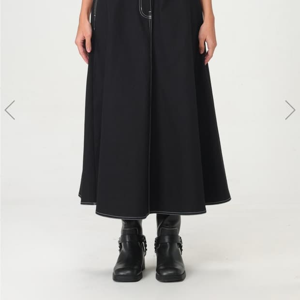 막스마라 블랙 A라인 스티치 롱 스커트